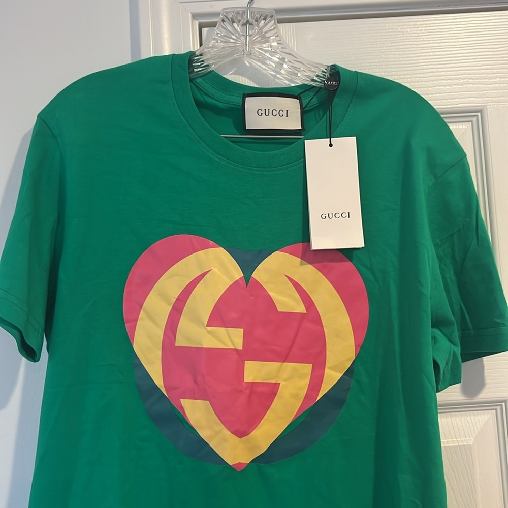 Cute tshirt - Picture 2 of 2